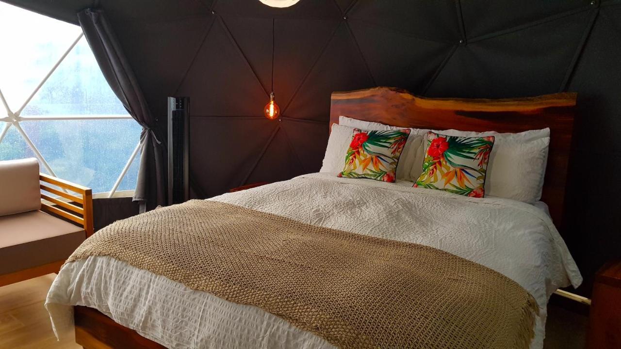Chira Glamping Resort Monteverde Екстер'єр фото