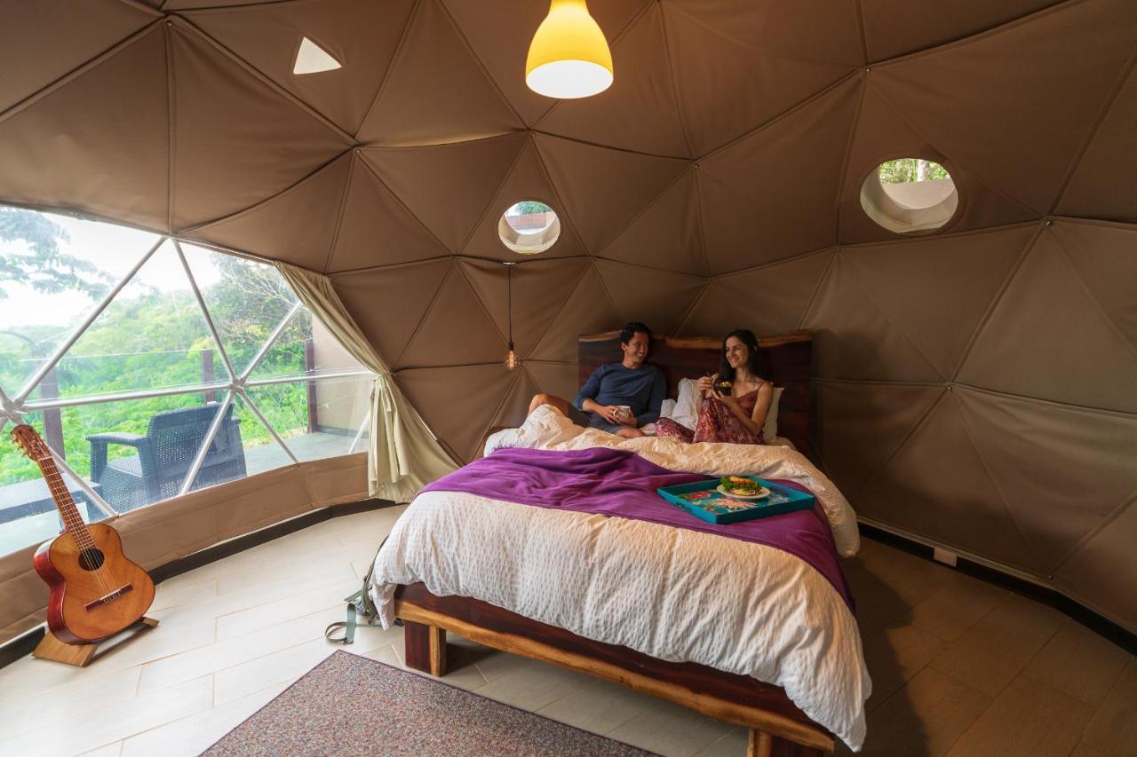 Chira Glamping Resort Monteverde Екстер'єр фото