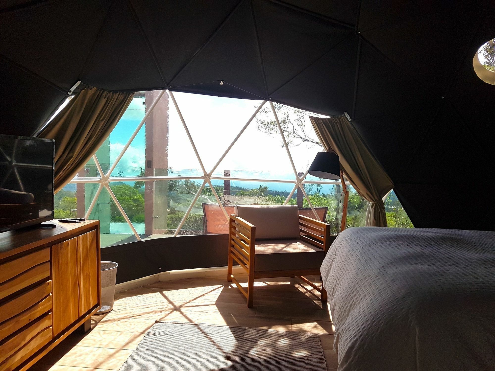 Chira Glamping Resort Monteverde Екстер'єр фото